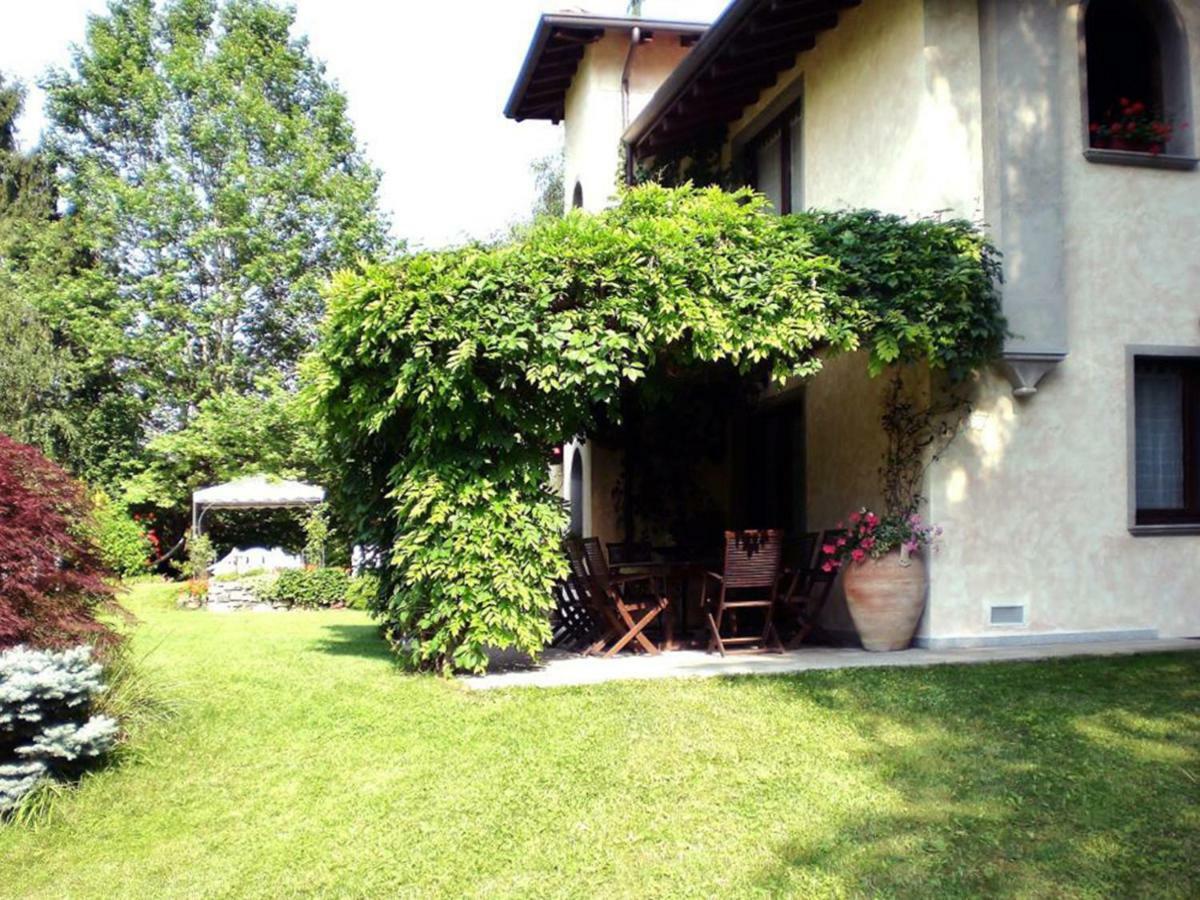 Casa Vacanze Il Noce Sovere Kültér fotó